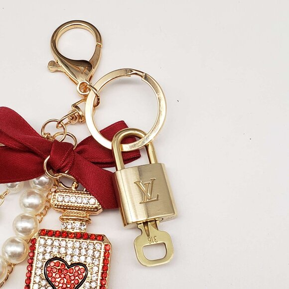 Authentic Louis Vuitton Lock & Key with unbranded Bagcharm, Keycharm, Keychain - Picture 6 of 7